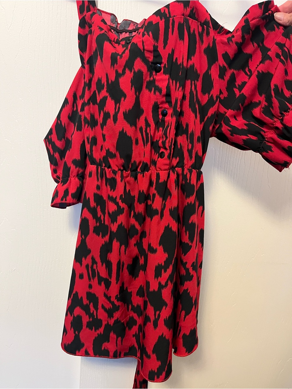 Red and Black Print Women's Top - Spaghetti Strap Button Front Cold Shoulder
